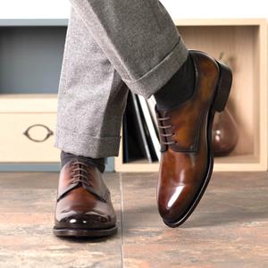 Derby — hand-applied patina